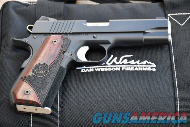 Dan Wesson Guardian Commander 1911 45acp New bob tail Night sights 4.25"