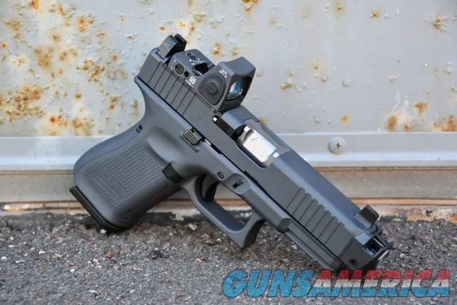 Glock 19 G5 MOS X-Werks Sniper Grey Trijicon RMR Type 2 NS Radian Ramjet Grey
