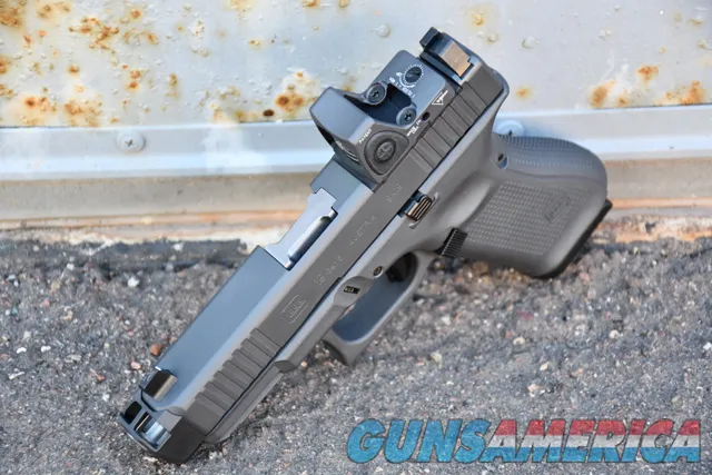Glock 19 G5 MOS X-Werks Sniper Grey Trijicon RMR Type 2 NS Radian Ramjet Grey