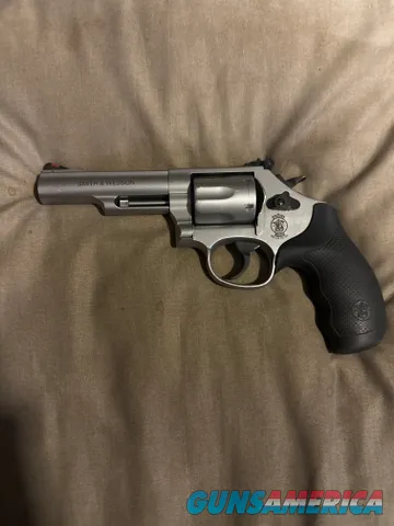 Smith & Wesson Model 66 Stainless .357 R...