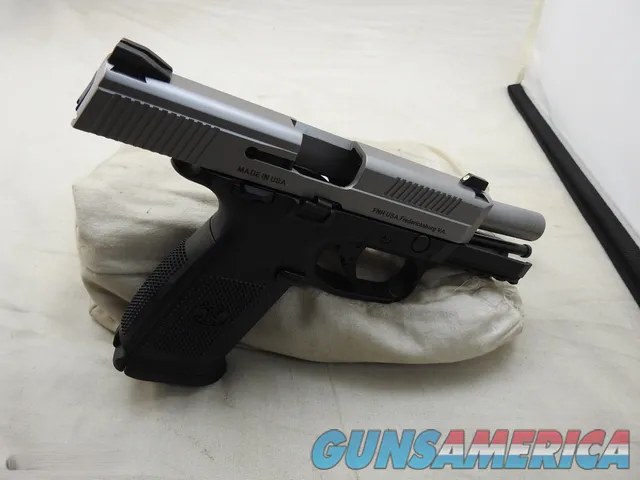 F N FNS 40 MS D 40 S&W (66941) B&W