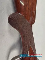 9274  Winchester model 23 XTR Pigeon Grade, 12 Gauge, 3” chambers, round knob, Mod/Full, vent rib, 28” barrels, white line bu