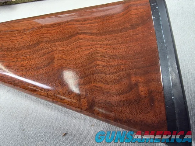 9339  Winchester Model 23 Pigeon grade XTR, 20 gauge with screw in Winchokes, (Rare), comes with 3  flush chokes, (Mod, Full,