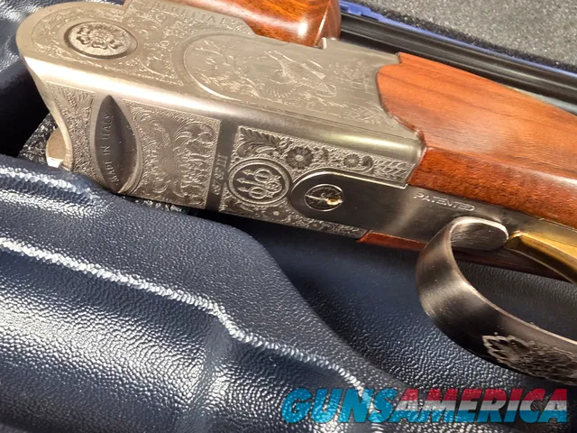 9201  Beretta 687 Silver Pigeon III, 30” barrels, 28 Gauge, 3”, NIB, 5 choke tubes, Paperwork, has the original unused kit, 1