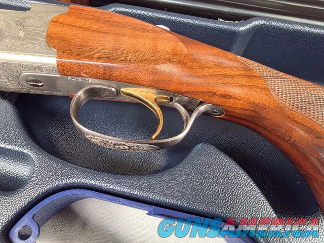 9201  Beretta 687 Silver Pigeon III, 30” barrels, 28 Gauge, 3”, NIB, 5 choke tubes, Paperwork, has the original unused kit, 1