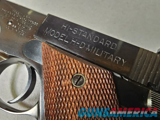 9086  Hi Standard H-D Military, 22 LR, 99%, Excellent collectors condition, 4 ½ barrel, high luster blued, 1946 manufactured,