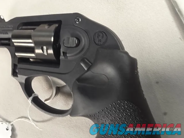 9352 Ruger LCR 38 Special +P, 2” Barrel, Black Polymer, 5 Shot, No hammer exposed, Rubber grips,  More pictures AT DawsonsDou