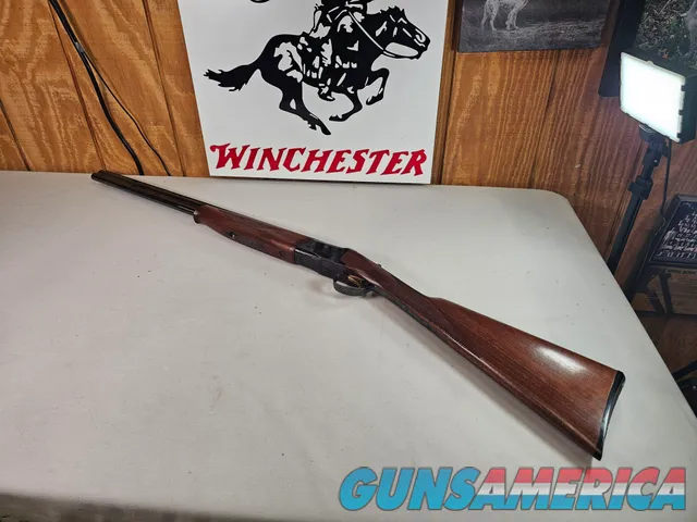 8944 Browning Citori Superlight weight Sporter, 20 Gauge, 26” Barrels, IC/IC, Oil Finish, Straight Grip