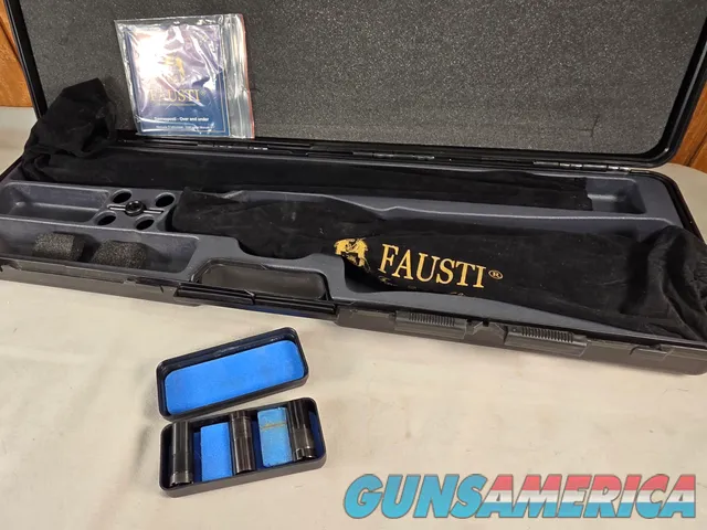 9475 Fausti Celadon, 12 Gauge, 28” Barrels, screw in chokes ( SK, IC, Mod, 2 Full,) Choke wrench, case booklet, Round knob,