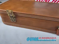 9441  Browning Hartmann shotgun case, will hold up to a 30” barrel. Side by side or over and under. 
