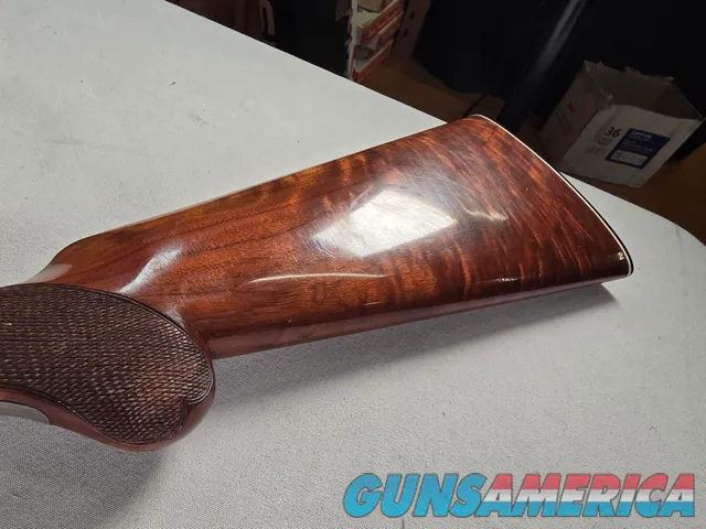 9333  Winchester 23 pigeon XTR, 12 gauge, 3” chambers, butt plate, round knob, ejectors, IC/ Mod, 14 ¼ LOP, 26” Barrels, Vent