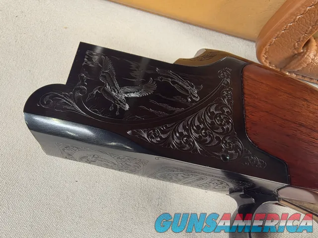 9370  Winchester 101 Waterfowler, 12 Gauge, 32 “ Barrel, engraved ducks and geese, screw in chokes (XF, F), Vent rib, Winches