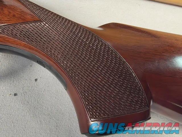 9370  Winchester 101 Waterfowler, 12 Gauge, 32 “ Barrel, engraved ducks and geese, screw in chokes (XF, F), Vent rib, Winches