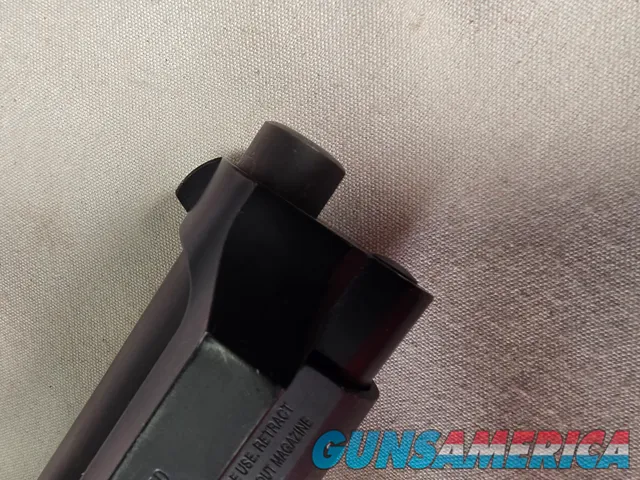 9487  Beretta 92FS, 9MM, 5” barrel, 2 Magazines 15 rounds each, laser in grip. Rubber grips. 
