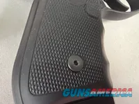 9487  Beretta 92FS, 9MM, 5” barrel, 2 Magazines 15 rounds each, laser in grip. Rubber grips. 