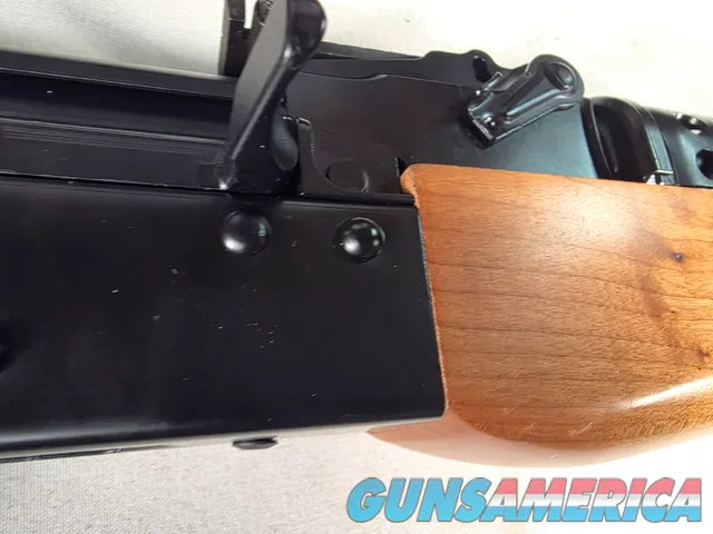 9367  Kalashnikov KR 103, 7.62x39, folding stock, wood grip and fore arm, adjustable sight, muzzle break, 3 mags, 18” barrel,