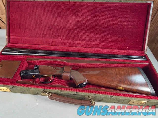 9316 Winchester Model 23 classic, 410 Gauge, 26” barrels, Mod/full chokes, pistol grip with cap, Winchester butt bad, gold qu