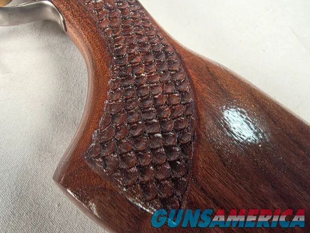 9402 Beretta Silver Pigeon I, 12 Gauge, 26” barrels, custom checkering, Screw in chokes, 3 SK, 2 Mod, full, 2 IC, 14 ½ LOP,
