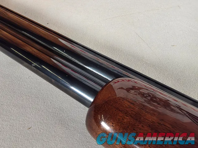 9271 Browning Citori 12 Gauge, 26” barrels, 2 2/3 and 3”, Invector chokes, IC/Mod, Browning butt pad, gold trigger, round kno
