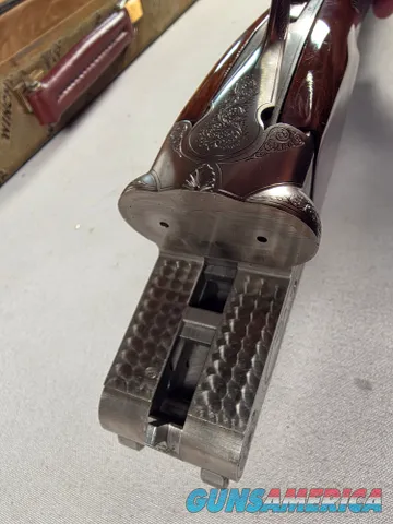 9273 Winchester Model 23 pigeon XTR Lightweight, 20 gauge, 3” chambers, vet rib, 25.5” barrels, IC/Mod, straight grip, 14 ¼