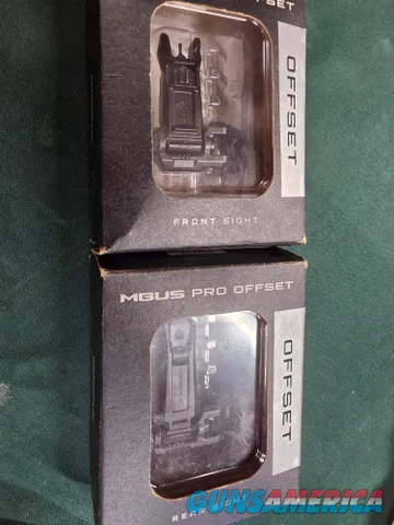 9323 MagPul MBus Pro Front and rear off...