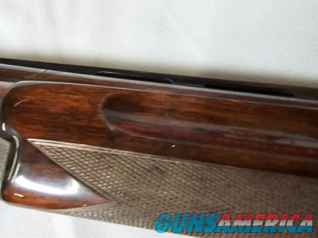9039 Winchester 101 Pigeon Grade, 12 Gauge, 2 ¾, 28” vent rib barrels, MOD/Full, 14 ¼ LOP, Round Knob, Butt plate, Beautiful