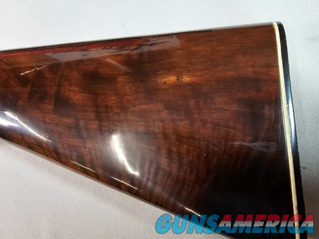 9039 Winchester 101 Pigeon Grade, 12 Gauge, 2 ¾, 28” vent rib barrels, MOD/Full, 14 ¼ LOP, Round Knob, Butt plate, Beautiful