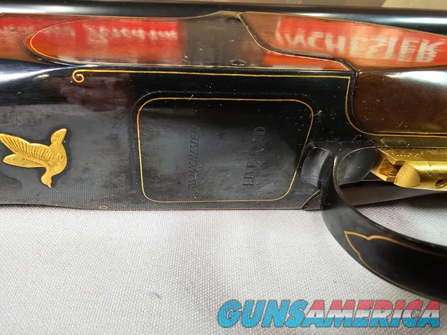9043  Winchester Classic Doubles Pigeon Grade Live Bird, 12 Gauge, 28” barrels, Winchoke/ XFull, Pistol Grip, Butt Pad, Gold 