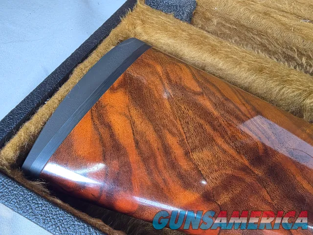  9495  Beretta SO3 EELL, 12 Gauge, Hand engraved by M. Sabatti with letter from Beretta! 14 ½ LOP, 28” barrels, Screw in chok