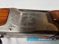 9042 Winchester 101 XTR Lightweight, 12 gauge, Winchokes comes with (IC/MOD) more are available at additional cost, pistol gr