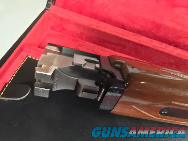 9198  Winchester 101 XTR Waterfowler, 12 Gauge, 3”, 32” barrels, Winchokes, comes with 6 chokes M,F, IC, EX Full, SK, IM. Cho