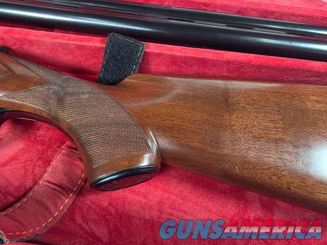 9198  Winchester 101 XTR Waterfowler, 12 Gauge, 3”, 32” barrels, Winchokes, comes with 6 chokes M,F, IC, EX Full, SK, IM. Cho