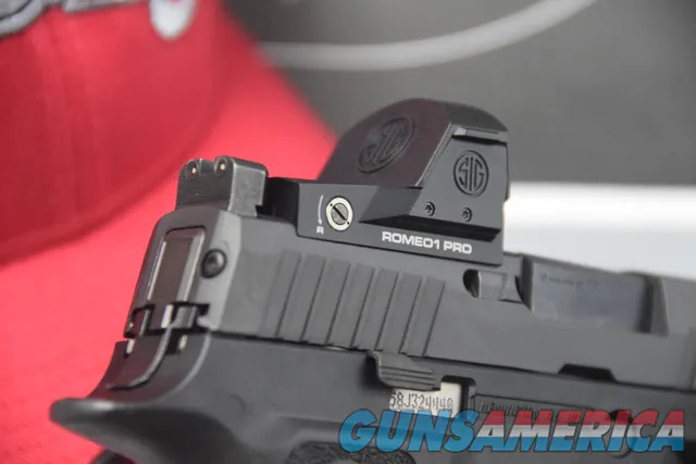 SIG Sauer P320X-C 9mm with ROMERO1-PRO Red Dot WITH 6 Mags!!!!!