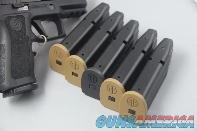 SIG Sauer P320X-C 9mm with ROMERO1-PRO Red Dot WITH 6 Mags!!!!!