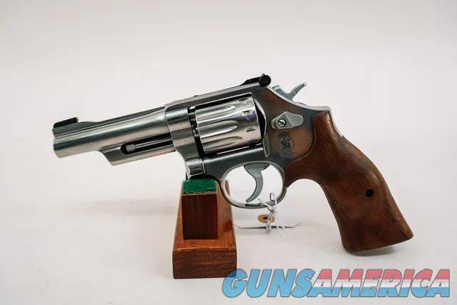 Smith and Wesson 617 Mountain Gun 22LR 4" SS