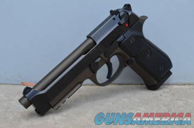 Beretta 96A1 40S&W 4.9" X-Werks Midnight...
