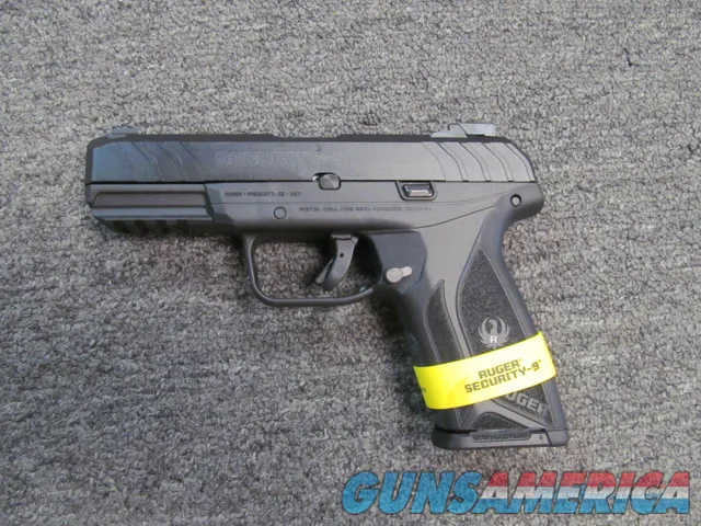 Ruger Security 9 w/ Night Sights (3825)