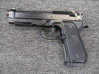 Beretta 96A1 (J9A4F10)