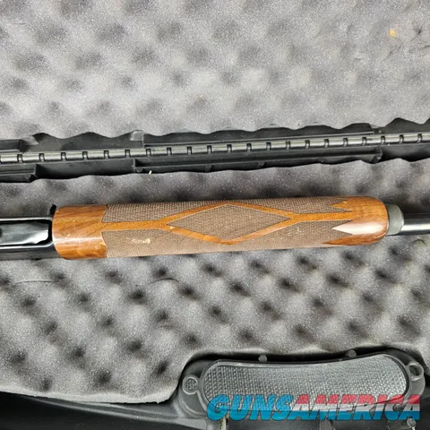 Remington Arms 11-87 Premier Trap 12GA 2-3/4" Target 30" Barrel Shotgun + Hard C