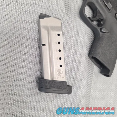 Smith & Wesson M&P40 Shield M2.0 No Thumb Safety 3.1 in Barrel