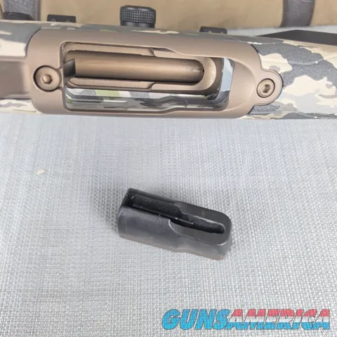 Browning X-Bolt Speed 6.5mm Creedmoor 22" Bolt Action Rifle + Scope 