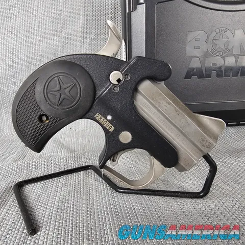 10% OFF Bond Arms Backup .45ACP 2.5" Barrel Pistol + Case (never fired)