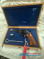 Smith and Wesson 27-2 357 mag in presentation case