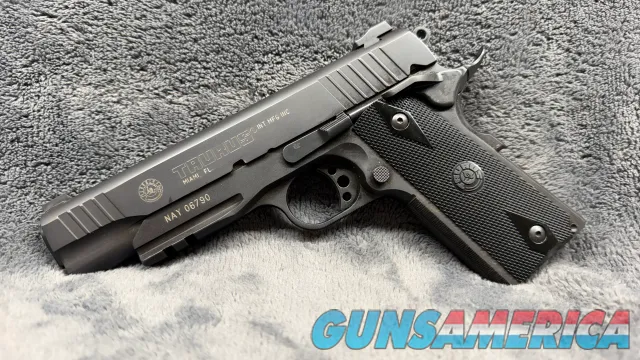 Taurus PT 1911 .45 ACP Full-Size Governm...
