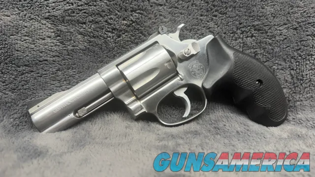 Smith & Wesson Model 60 Stainless Revolv...