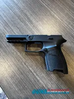 SIG Sauer P320 Grip Module/Frame, Lrg, Black Polymer