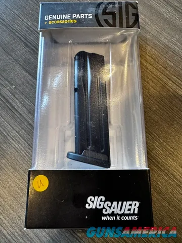 Genuine SIG Sauer Factory Pistol Magazin...