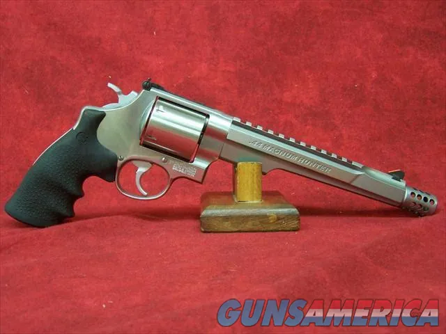 Smith & Wesson 629 .44 Magnum Hunter Rev...