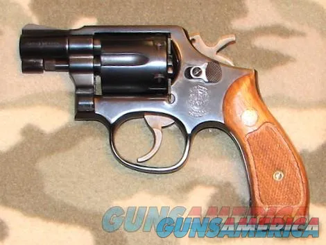 Smith & Wesson 10-7 Peruvian