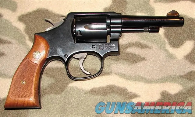 Smith & Wesson 10-7 